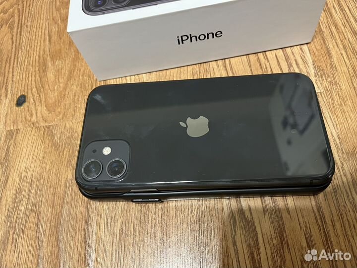 iPhone 11, 64 ГБ