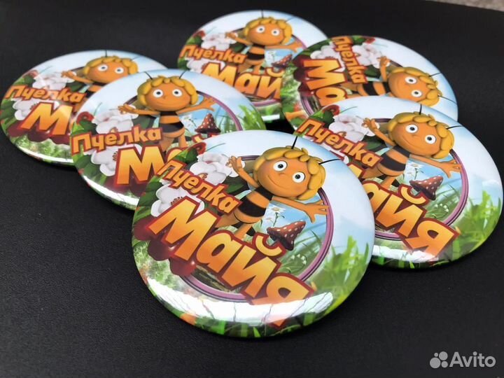 Печать наклеек, стикеров. Изготовление значков