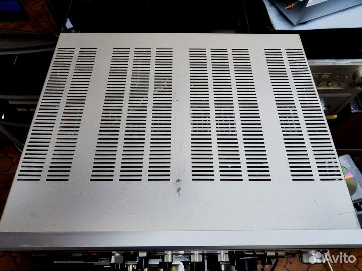 Усилитель Dual VC-1460 со стрелками