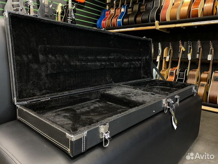 Кейс для бас гитары (Новый)