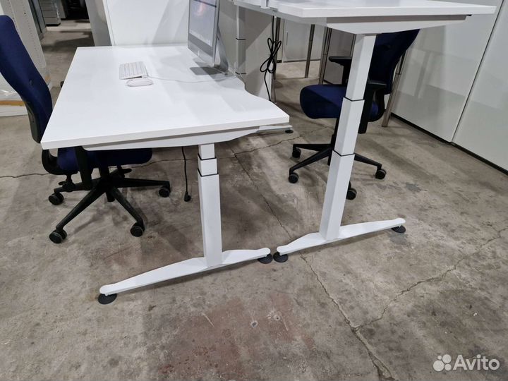 Столы электрические новые Herman miller