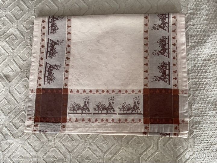 Дорожка новогодняя текстильная на стол хлопковая