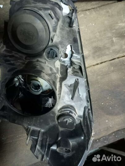 Фара передняя правая qashqai 1 j10