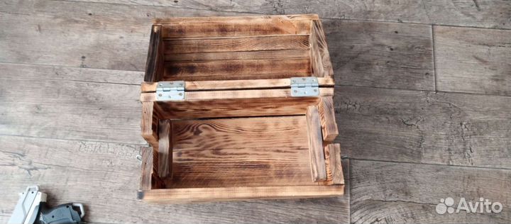 Сундук деревянный