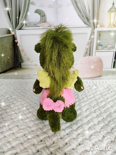 Вязаная плюшевая игрушка дракон