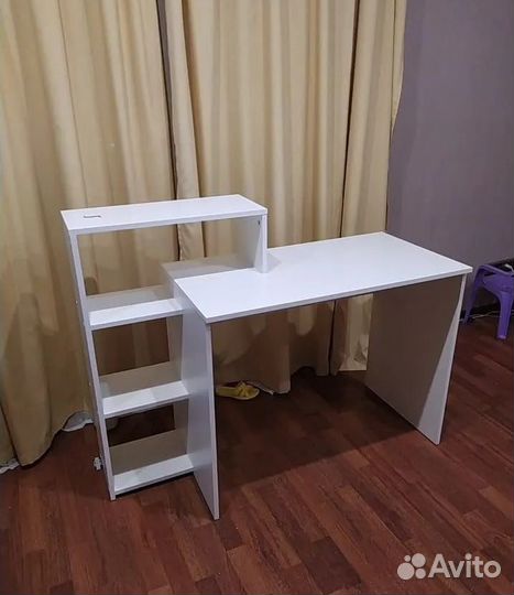 Стол школьнику с полкой, стол письменный
