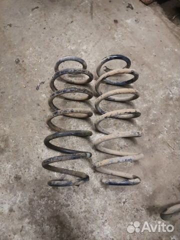 Пружина задняя Toyota Corolla 150 1ZR-FE 2008