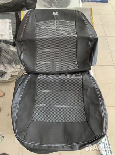 Автомобильные чехлы SsangYong Kyron