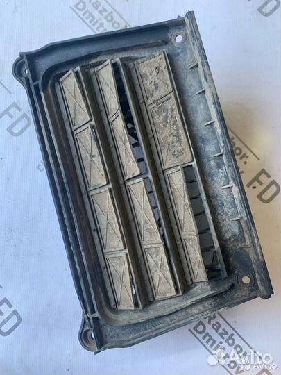 Дефлектор обдува салона Toyota Corolla Levin AE101