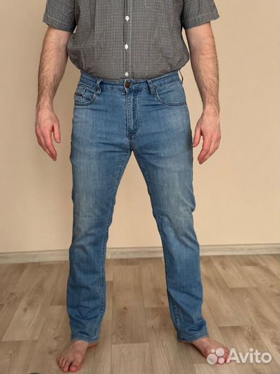 Джинсы чёрные и голубые