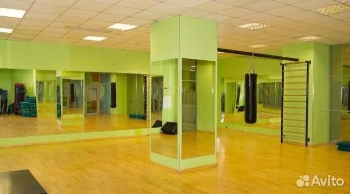 Круглое зеркало с фацетом