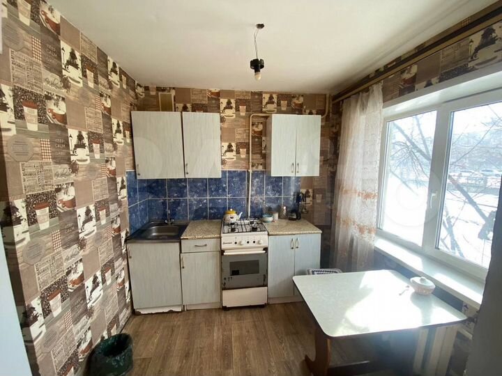 2-к. квартира, 45 м², 1/5 эт.