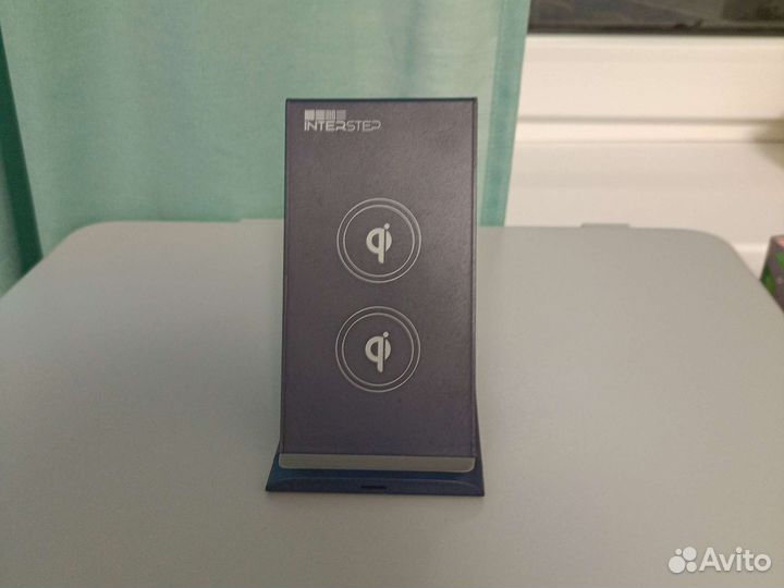 Беспроводная зарядка interstep