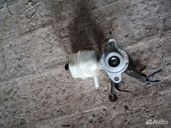 Главный тормозной цилиндр