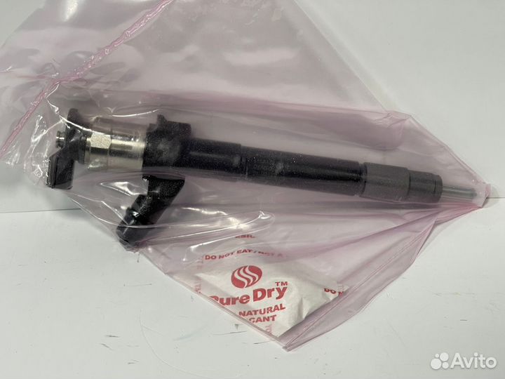 Форсунка Mitsubishi 4N15 2.4л 1465A439