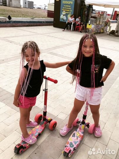 Самокат детский трехколесный светящийся