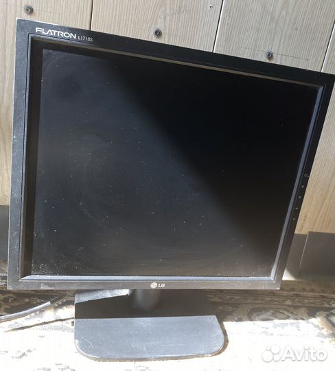 Монитор lg
