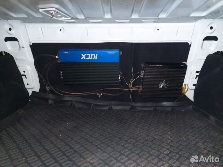 Установка автозвука