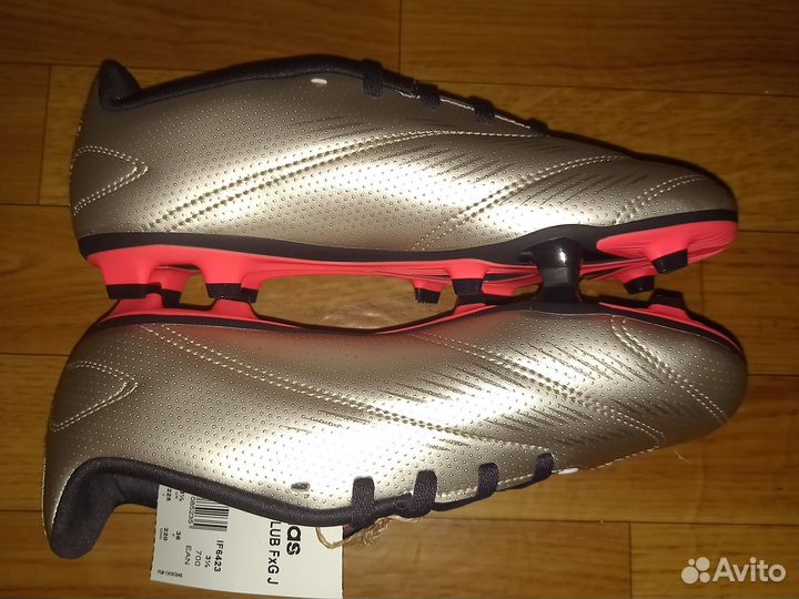 Бутсы Adidas Predator