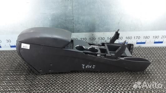 Подлокотник центральный hyundai sonata 6 (YF) (2MF