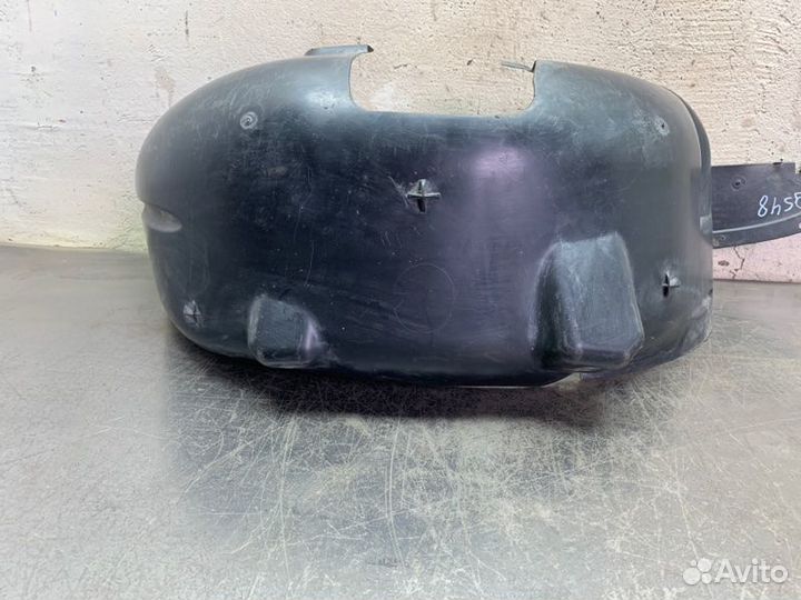 Защита крыла пластмассовая (подкрылок) задняя