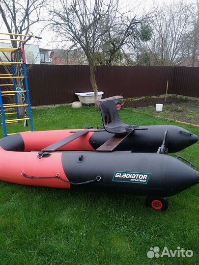 Лодка нднд 330 гладиатор