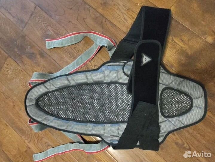 Защита спины Dainese для сноуборда