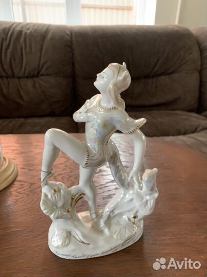 Фарфоровая Статуэтка Балерина Кошка—Вербилки