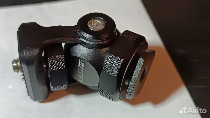 Крепление Ulanzi UURig R015 Cold Shoe Monitor Moun