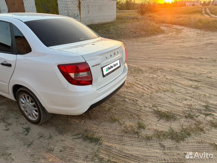 LADA Granta 1.6 МТ, 2021, 71 100 км