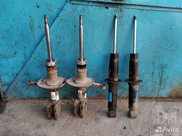 Восстановление стоек легковые И грузовые