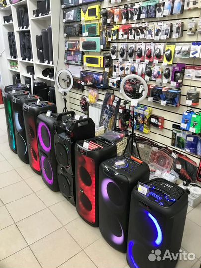 Автомобильный магнитный держатель для телефона BH1