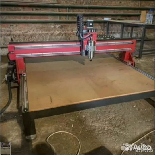 Фрезерный станок по дереву с завода