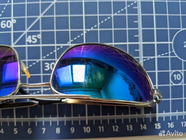 Солнцезащитные очки