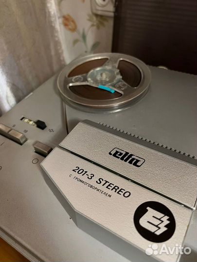 Магнитофон elfa