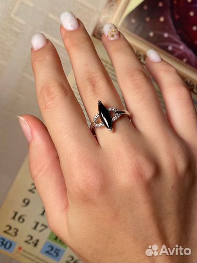 Серебряное кольцо