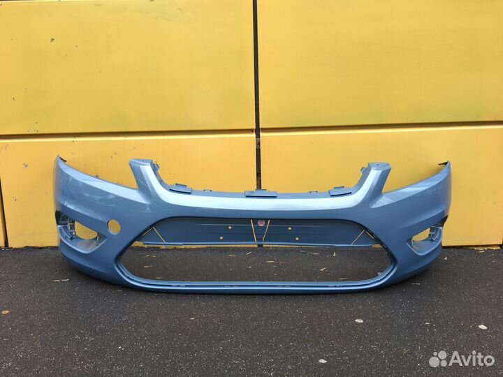 Бампер передний на Ford Focus 08-11 г