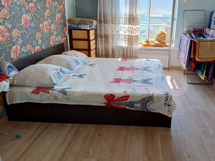 2-к. квартира, 70 м², 2/6 эт.