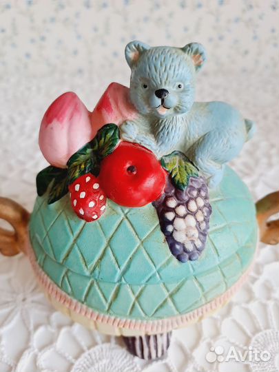 Шкатулка детская Мишка, фигурка девочка- клубничка