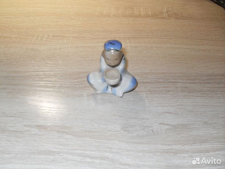 Фарфоровые статуэтки узбек