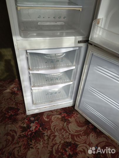 Холодильник самсунг