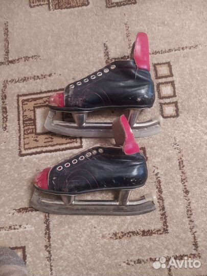 Бутсы и коньки