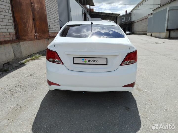 Hyundai Solaris 1.4 МТ, 2015, 196 000 км