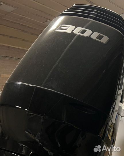 Лодочный мотор Suzuki df300apx в наличии