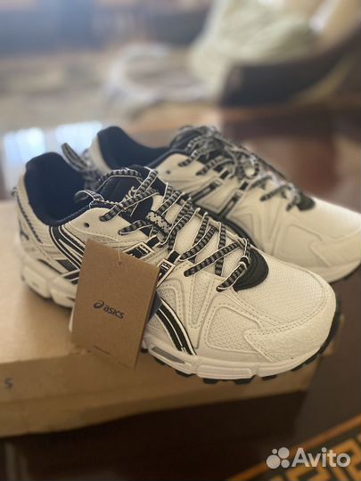 Кроссовки мужские asics