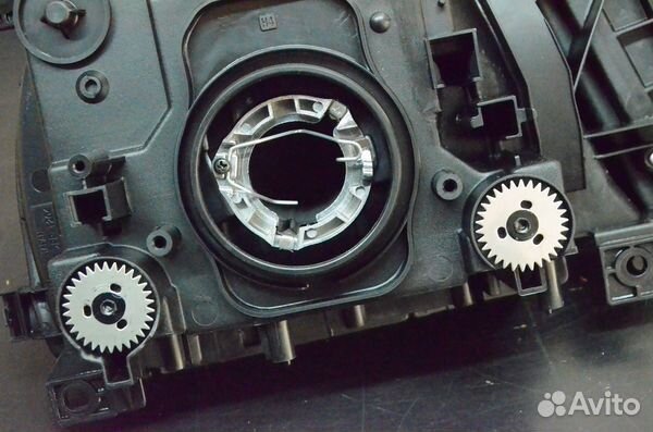 Левая Передняя Фара Isuzu Оригинал NQR71 75 NKR55