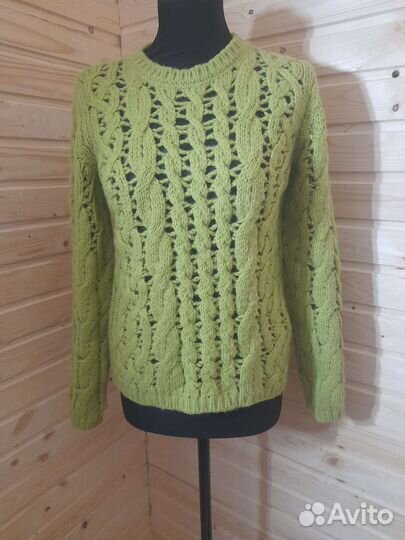 Объемный шерстяной свитер оверсайз benetton 46 р