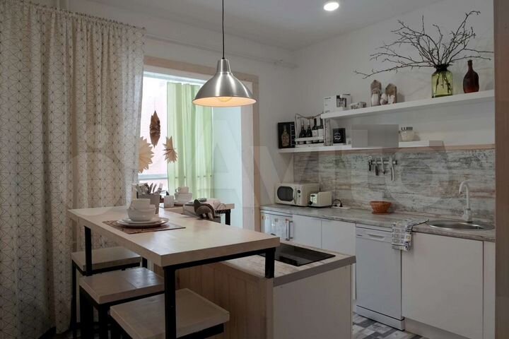 1-к. квартира, 42 м², 7/17 эт.