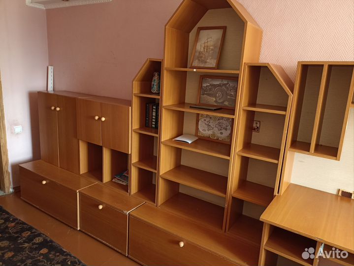 Мини -стенка