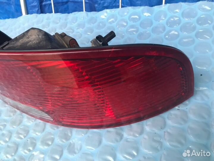 Фонарь задний правый Dodge Stratus jrdh41 2.7L V6